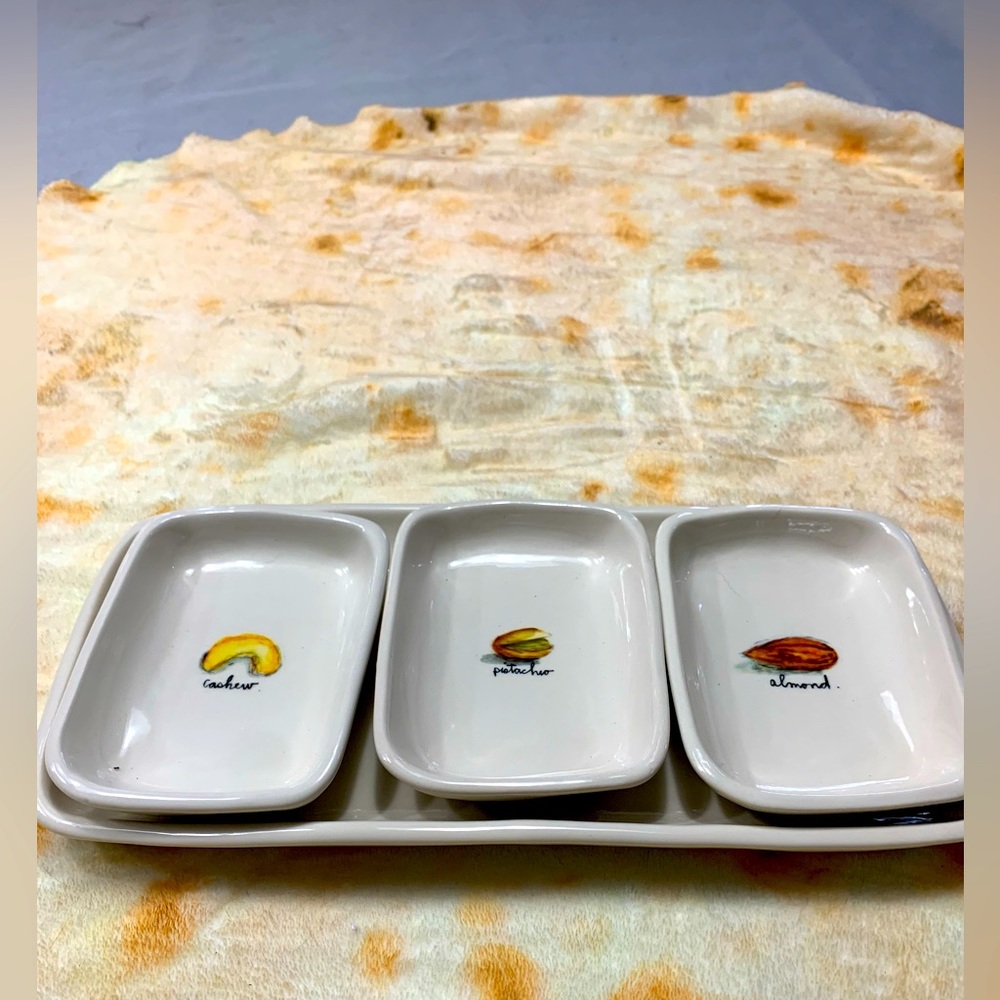 RAE DUNN by MAGENTA 4-piece Nut Serving Set W/Tray & 3 Snack Dishes